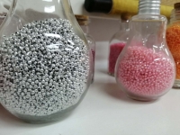 11月26日，手工加工回收項目，想接正規(guī)廠家的手工，手工之家的手工事業(yè)是全面發(fā)展、真實可靠的，圖為勵志珠珠繡串珠手工材料剪影