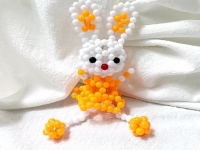 12月31日，新的一年，正規(guī)純手工項目，可以在家做的手工副業(yè)，手工之家始終真誠對待事業(yè)、服務(wù)合作伙伴，圖為勵志珠珠繡串珠手工產(chǎn)品剪影