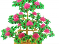 1月19日，純手工串珠項目，居家專兼職的好副業(yè)，靈活就業(yè)手工，手工之家堅持對傳統(tǒng)手工文化的傳承和創(chuàng)新，圖為勵志珠珠繡串珠手工產(chǎn)品剪影