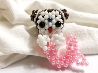 2月19日，想接正規(guī)廠家的手工項(xiàng)目，居家手工串珠，在手工之家，找好目標(biāo)、努力奮斗，就有好收獲，圖為勵(lì)志珠珠繡串珠手工產(chǎn)品剪影