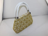 4月23日，手工活接單平臺(tái)，靈活就業(yè)好副業(yè)，在手工之家，如何做得更好？做不好怎么辦？圖為勵(lì)志珠珠繡串珠手工產(chǎn)品剪影