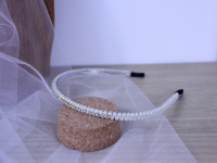 10月19日，家里干的手工活兼職，帶回家做的手工項(xiàng)目，開(kāi)飾品加工廠，手工之家的純手工項(xiàng)目有多靠譜，圖為串珠米珠繡手工產(chǎn)品剪影