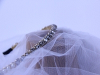 10月21日，手工活外發(fā)是真的嗎，開(kāi)飾品加工廠，靈活就業(yè)做手工掙錢(qián)，在手工之家，想收入更多就要這樣做，圖為串珠米珠繡手工產(chǎn)品剪影