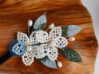 工廠拿貨回家加工，加工起來簡單，飾品類純手工產(chǎn)品更受歡迎