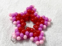 拿回家做的手工活，飾品類純手工精美別致，大家都喜歡