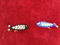 5月19日，外發(fā)手工活正規(guī)平臺，開串珠加工廠，在家做手工掙錢，手工之家的發(fā)展離不開不斷創(chuàng)新，圖為串珠米珠繡純手工產(chǎn)品剪影