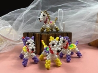 手工活外發(fā)加工正規(guī)廠家，串珠純手工優(yōu)點(diǎn)比較多，大家都青睞