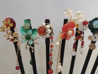 兼職手工活可以帶回家做，串珠純手工可以長期做、長期賺錢