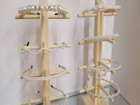 7月21日，在家做的手工活正規(guī)平臺，靈活就業(yè)好選擇，開手工加工廠，做手工傳承官，在手工之家，因?yàn)樾湃嗡匀σ愿埃瑘D為串珠米珠繡純手工產(chǎn)品剪影