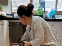 一起養(yǎng)活一家人，靈活就業(yè)創(chuàng)業(yè)的家庭婦女寶媽，在家做手工傳承官一樣掙錢