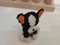 10月19日，在家就能賺錢的工作，小成本創(chuàng)業(yè)做手工傳承官，正規(guī)手工活外發(fā)加工網(wǎng)副業(yè)創(chuàng)業(yè)，了解清楚，大家與手工之家有更好的合作，圖為串珠米珠繡純手工產(chǎn)品剪影