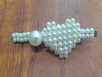 11月6日，外發(fā)加工接單平臺(tái)，靈活自由手工創(chuàng)業(yè)項(xiàng)目，低成本創(chuàng)業(yè)開手工加工廠，在手工之家，真實(shí)真誠讓大家放心，圖為串珠米珠繡純手工產(chǎn)品剪影