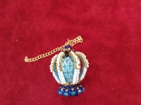 11月25日，手工活外發(fā)加工可靠嗎？靈活就業(yè)自由創(chuàng)業(yè)好手工，小成本創(chuàng)業(yè)做手工傳承官，與手工之家合作，真誠(chéng)讓大家長(zhǎng)期合作，圖為串珠米珠繡純手工產(chǎn)品剪影