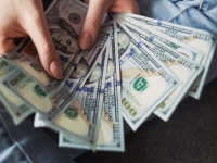 手工產(chǎn)品再也不擔(dān)心回收，把手工拿回家做，開手工加工廠的人是這樣做的