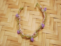 12月21日，手工活外發(fā)一手貨源，居家副業(yè)創(chuàng)業(yè)掙錢，微創(chuàng)業(yè)做手工傳承官，手工之家掙錢業(yè)務(wù)多，純手工很受歡迎，圖為串珠米珠繡純手工產(chǎn)品剪影