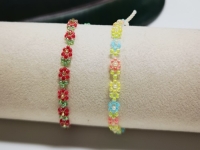 12月26日，附近有沒有兼職手工活，居家靈活的副業(yè)創(chuàng)業(yè)項目，微創(chuàng)業(yè)做手工傳承官，與手工之家合作，可兼職就業(yè)、可創(chuàng)業(yè)，圖為串珠米珠繡純手工產(chǎn)品剪影