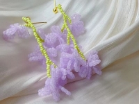 6月7日，想接正規(guī)廠家的手工，做手工從哪里找廠家，輕資產(chǎn)創(chuàng)業(yè)做手工工作室，與手工之家合作，服務(wù)和支持多，圖為串珠米珠繡純手工產(chǎn)品剪影