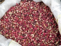 邯鄲涉縣大姐在家做手工活外發(fā)加工，帶來花椒暖人心