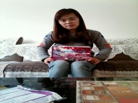 江西萍鄉(xiāng)美發(fā)師鄧女士工作之余兼職做手工活，愛上珠繡