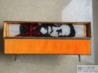 貴州陸女士在家兼職手工活串珠繡賺錢致富奔小康！