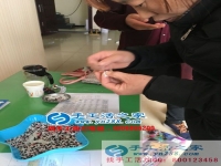 貴州肖女士想帶領(lǐng)村里婦女加工手工活賺錢致富哪里有？