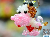 隨時(shí)隨地都能掙錢，河北晉州牛女士找到可以寄到家做的手工活之后