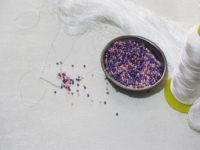 哪里有長期可以在家加工賺錢的手工活外接串珠呢？