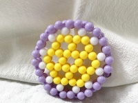 老年人都能輕松做好彩珠繡外發(fā)手工活，更別說其他群體了